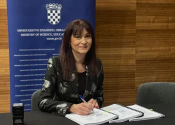 Tramišak: Osječko-baranjska županija osigurala 26.3 bespovratnih milijuna eura za škole. Usvojen i rekordan proračun za 2026.