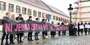 Ženska mreža Hrvatske: Devetnaesti femicid ove godine razlog je za ostavke ministara Božinovića i Piletića