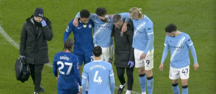 Gvardiol je ozlijeđen. Napustio teren uz pomoć igrača i liječničke službe