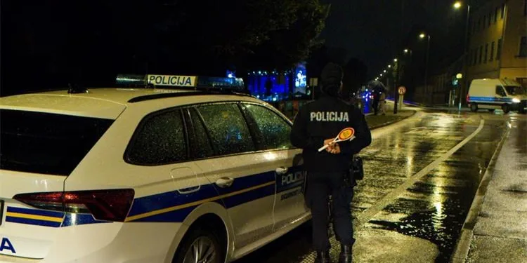Teški Otrovanec: Policajci u Podravini zaustavili mrtvog pijanog zagrebačkog kolegu