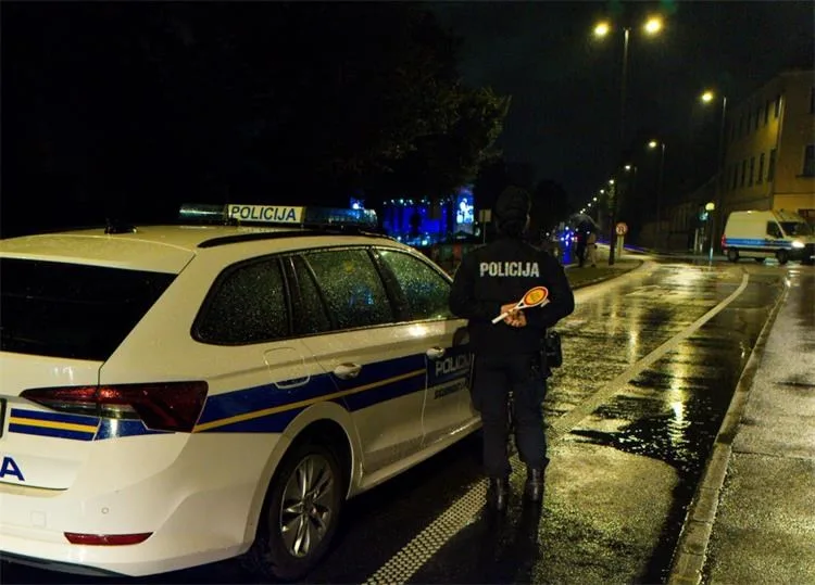 Teški Otrovanec: Policajci u Podravini zaustavili mrtvog pijanog zagrebačkog kolegu