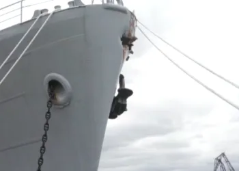 Strava u Rijeci: Turci pogodili i oštetili Titov Galeb. Moraju ostati do završetka istrage….