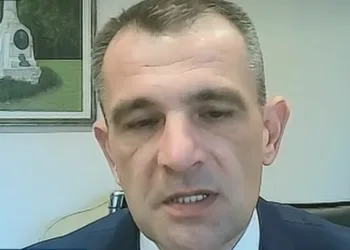 Uskokov optuženik Posavec kreće u stvaranje centrističkog bloka. Ništa od Plenkovićevog preslagivanja. Čekaju se HSLS i HNS…