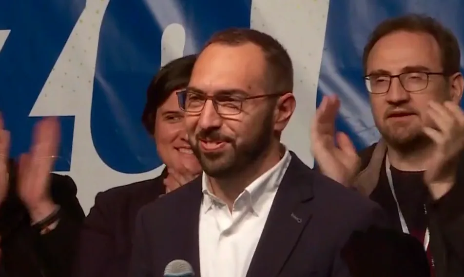 Heroj Tomašević se nije dao evakuirati iz Poglavarstva: Ni 30 naprava ga nije zastrašilo