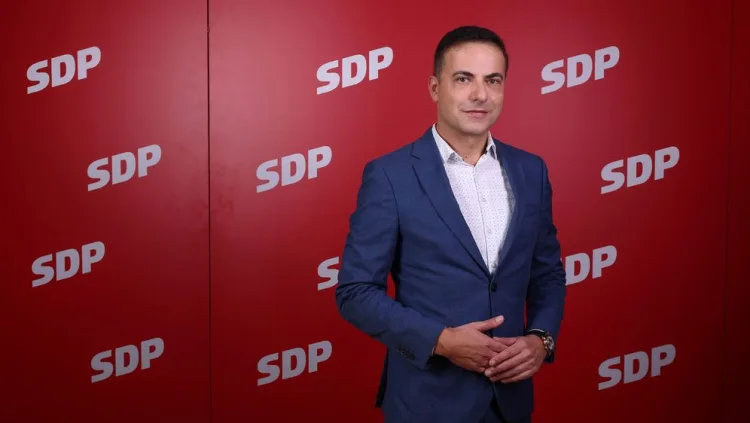 Nije dugo trajao: Nekad popularni voditelj RTL-a torpediran nakon kratkog vremena iz SDP-a