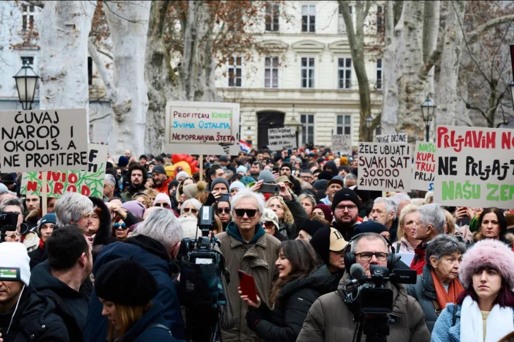 Hrvatska bira smjer: Tisuće građana protiv peradarskih megapogona u Sisačko-moslavačkoj županiji