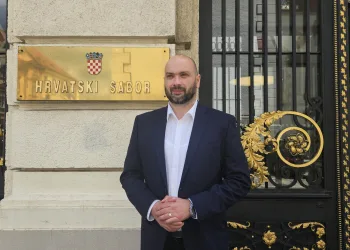 U centru za za odgoj i obrazovanje Dubrava vlada strava: Djetetu u učionici bila zalijepljena usta selotejpom