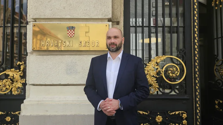 U centru za za odgoj i obrazovanje Dubrava vlada strava: Djetetu u učionici bila zalijepljena usta selotejpom