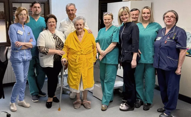 FOTO Gradonačelnik Gospića pacijentici izvadio ogromni tumor: 36 kg lakša za 4 sata. To je dijeta…