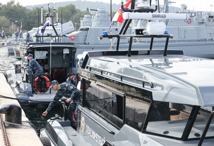 Anušić na primopredaji dvije brodice: Plovila su izgrađena u hrvatskom brodogradilištu