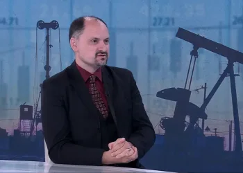 Vidaković: Dugi rat na Bliskom istoku mogao bi financijski slomiti Zapad prije nego Iran; Nema opravdanja za podizanje cijena goriva