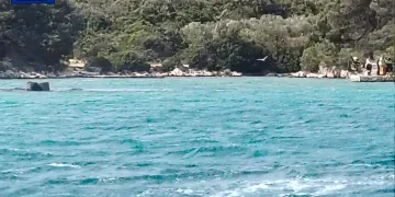 Drama kod Pašmana: Brodica izgorjela i potonula