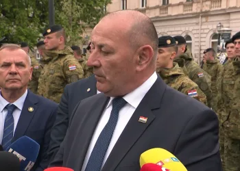 Medved: Dojave o bombama su hibridni rat