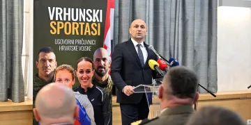 Anušić uručio ugovore sportašima: 52 vrhunska imena u pričuvnom sastavu Hrvatske vojske uz plaću