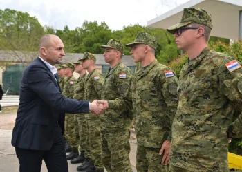 Anušić u Kninu: Raste interes mladih za vojnu obuku i kapaciteti se šire