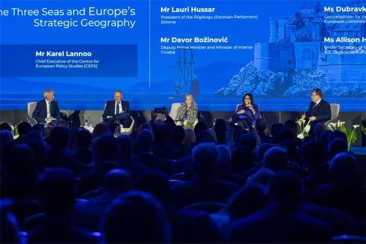 Božinović na summitu u Dubrovniku: Hrvatska je na udaru prekograničnih prijetnji. Ključna je suradnja s EU-om i NATO-om