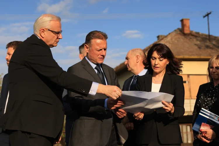 Veliki investicijski val na istoku Hrvatske: Jandroković s Pavelićem u Belom Manastiru o vrijednim projektima