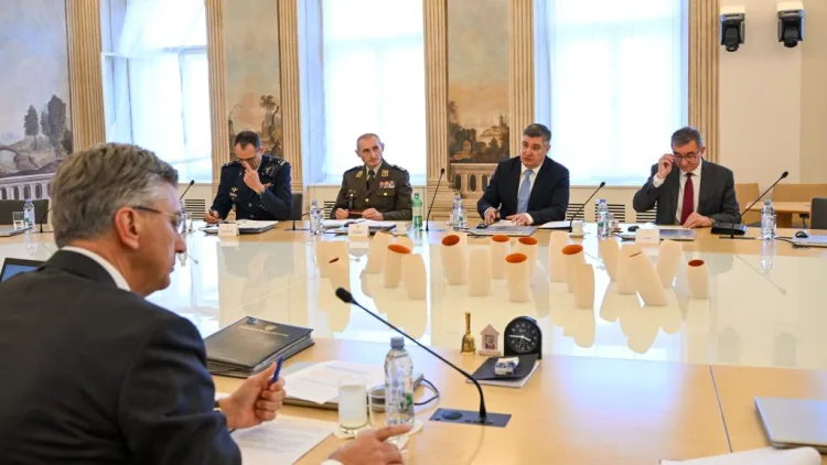 Milanović i Plenković zajedno u Banskim dvorima: Raspravljali o ratu kao i energiji te jačanju vojske