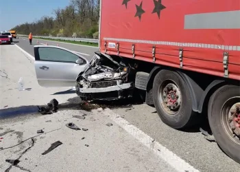 Policija objavila detalje strave na A3: BiH državljanin se zabio u šleper koji je stajao…