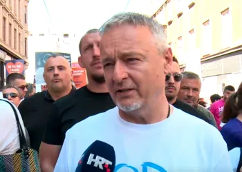 VIDEO Tomašević je strogo zabranio Thompsona u Zagrebu: Ipak je pjevao na Hodu za život u centru metropole