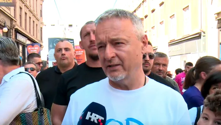 VIDEO Tomašević je strogo zabranio Thompsona u Zagrebu: Ipak je pjevao na Hodu za život u centru metropole