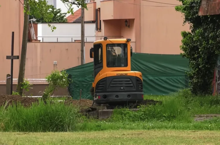 VIDEO U zagrebačkoj Dubravi traje ekshumacija žrtava partizanskih likvidacija: Sumnja se na masovnu grobnicu s više stotina žrtava