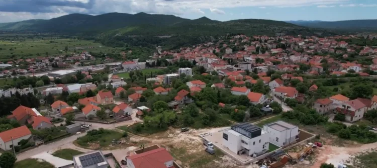 Građani Drniša ogorčeni nakon novog ubojstva Aleksića: Sustav je zakazao. Godinama je sijao strah….