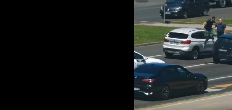 VIDEO Ludilo u Zagrebu: Skakao po autima na križanju. S jednog je i skočio u prazno… Savladali ga na kraju…
