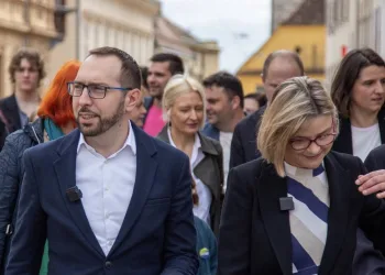 Zašto Franjo Habulin i Sandra Benčić šute o partizanskim zvjerstvima u Poznanovcu: Zatukli kolcima brata i sestru i oteli im dvorac