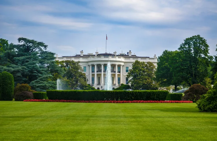 Drama u Washingtonu: Tajna služba pucala u naoružanog napadača blizu Bijele kuće