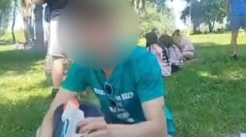 Brutalan napad na maturante na Bundeku: Zaletio se i svom snagom udario prijatelja u lice. A ja sam ispljunuo zube…