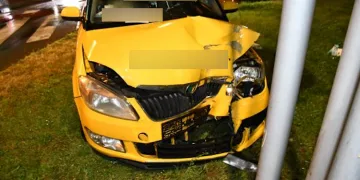 Zagreb: Jako pijani Bosanac autom pogodio ulični sat…
