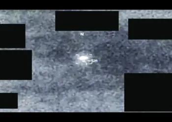 VIDEO Pentagon objavio tajne o NLO-ima: Obavještajac opisao sjajne kugle koje su se raspale; F-16 jednoga je srušio…