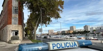 Zadar: Dvojica uzvikivali neprimjerene sadržaje