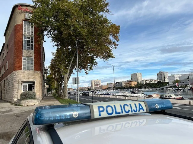 Zadar: Dvojica uzvikivali neprimjerene sadržaje