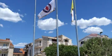 Apel iz Župe: Vratite nam hrvatsku zastavu. Imamo snimljenu krađu… Objavit ćemo…