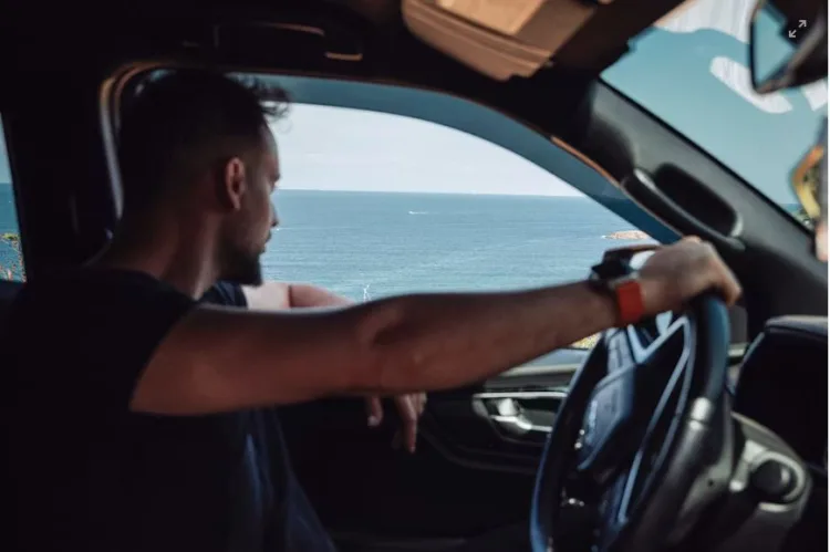 Automobil kao pećnica: Evo kako ga rashladiti tijekom toplinskog vala i zaštititi sebe i vozilo