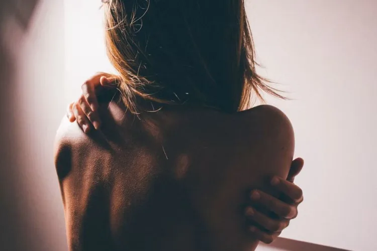 Pojavio vam se osip? Alergija na sunce ili ubod kukca? Evo kako prepoznati najčešće ljetne kožne probleme