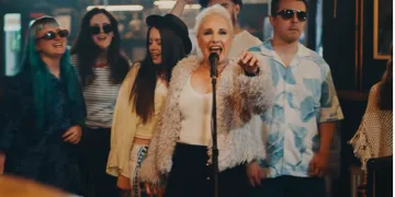 VIDEO Tebi je svejedno: Ska ritam i talijanski šarm u novom singlu Heidi šeće psa