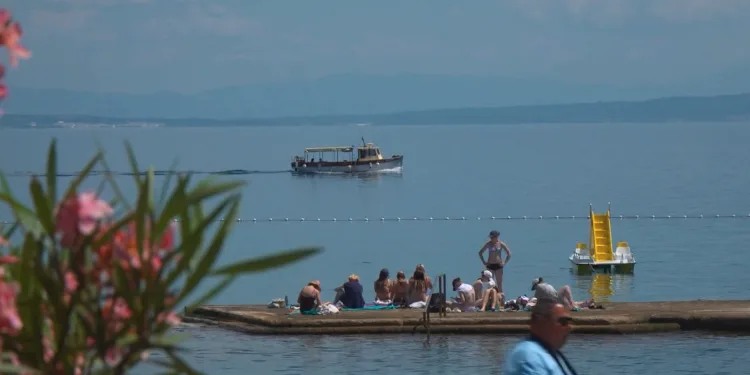 Što se događa s biserom Jadrana? Iznajmljivači zabrinuti: Sve je prazno. Čak i hoteli