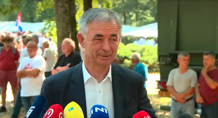 VIDEO Incident na Danu antifašizma u Brezovici: Pupovac i Jakovčić u obračunu nakon pitanja o dr. Šreteru…