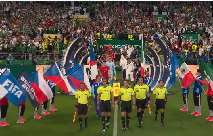 VIDEO Meksiko pobijedio Češku; Južna Afrika ispisala povijest