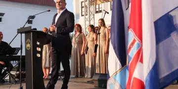Anušić na Danu osječkih branitelja: Hrvatsku su stvorili dragovoljci kojima nitko nije davao šansu