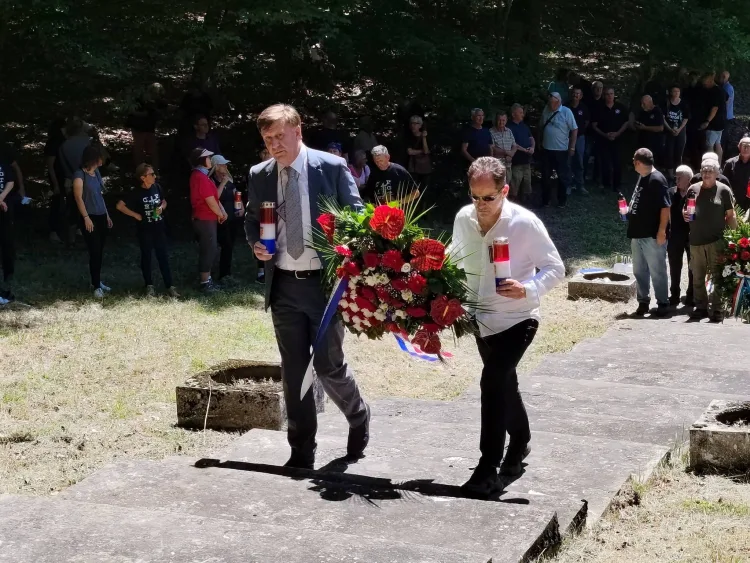 U Crnom potoku kod Našica obilježena 81. obljetnica stradanja žrtava partizansko-komunističkih zločina