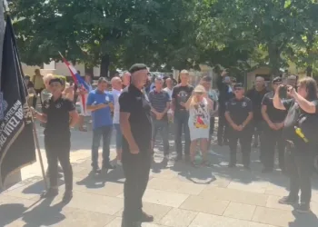 Sud ponovno oslobodio Skeju i HOS-ovce: Pozdrav Za dom spremni u Kninu nije bio prekršaj