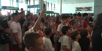 VIDEO Navijači dočekali Vatrene na Plesu