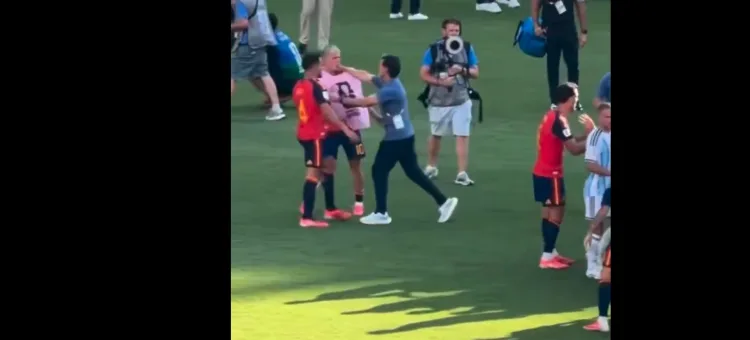 VIDEO Kaos nakon finala SP-a: Argentina uputila više udaraca nego u utakmici. Olmo je dobio šakom u glavu….