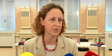 VIDEO Obuljen-Koržinek inzistira da se ispričaju oni koji su pisali i pričali o kriminalu ministarstva u aferi Geodezija