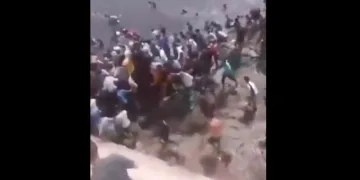VIDEO Invazija migranata na Španjolsku: Oko 40 tisuća ih je ušlo nasilno. Najmanje 19 poginulih…