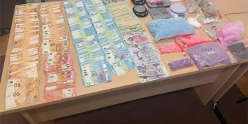 U Tisnom pao 25-godišnji Nizozemac: Policija pronašla tisuće tableta MDMA, ketamin, LSD i kokain
